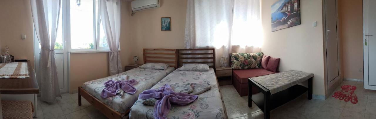 Guest House 51 Kranevo Ngoại thất bức ảnh
